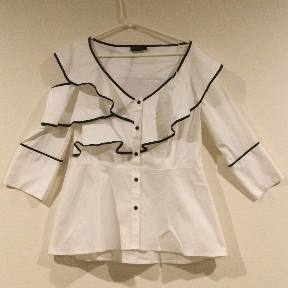 Women’s blouse